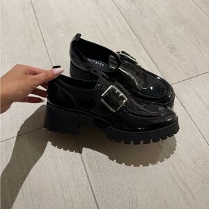 Marc fisher black patent loafers